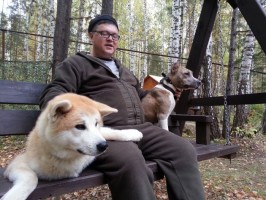 Дрессировщик Тихонов Вячеслав Владимирович.